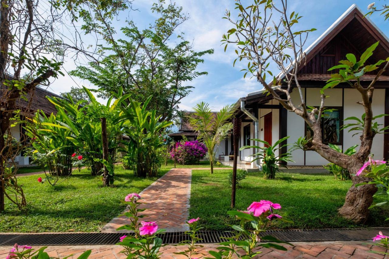 Residence Bassac Champasak Exterior photo